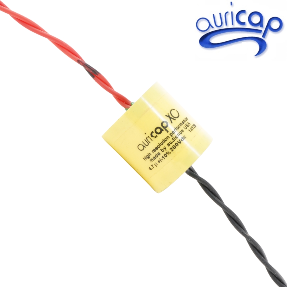 XO2-10-04.7: 4.7uF 200Vdc Auricap XO Capacitor