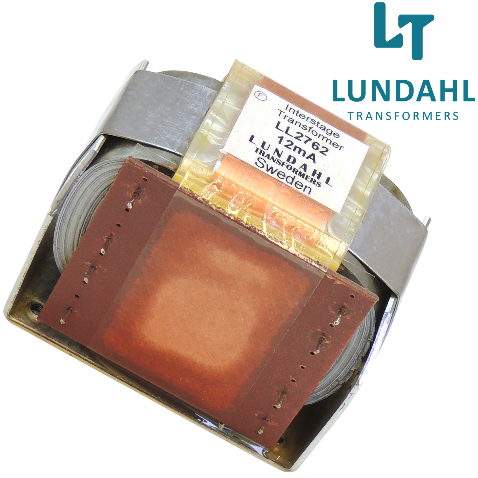 LL1630 is a line output transformer for tube amplifiers. The transformer is highly sectioned, and wound with a special low capacitance winding technique. This results in very good high frequency performance. The transformer has a special audio C-core of our own production