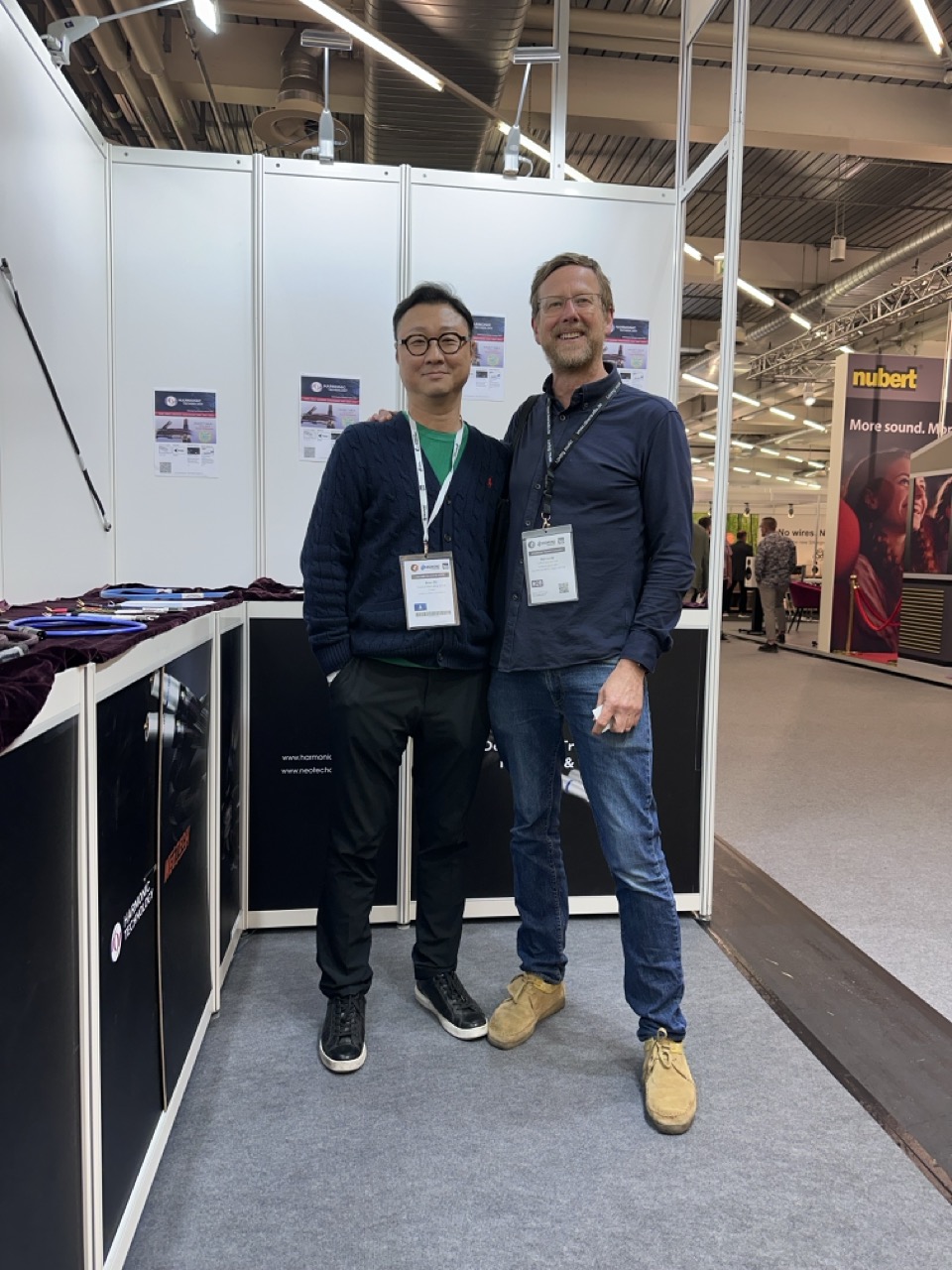 Neotech and Harmonic Technology`s very own Brian Oh was manning their stall. Grat to have a catch up.
